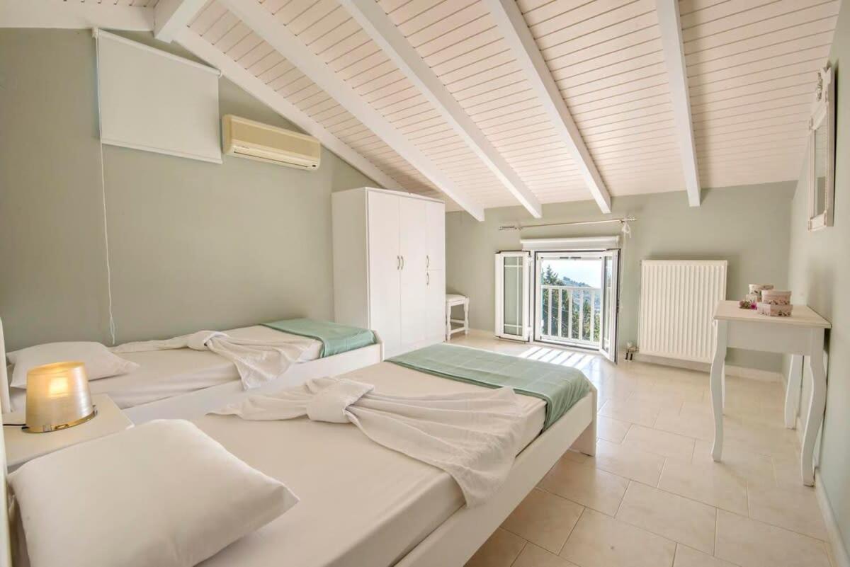 Paxoi Serene Oasis - Mylos Mediterranean Charm Arvanitakeika Εξωτερικό φωτογραφία