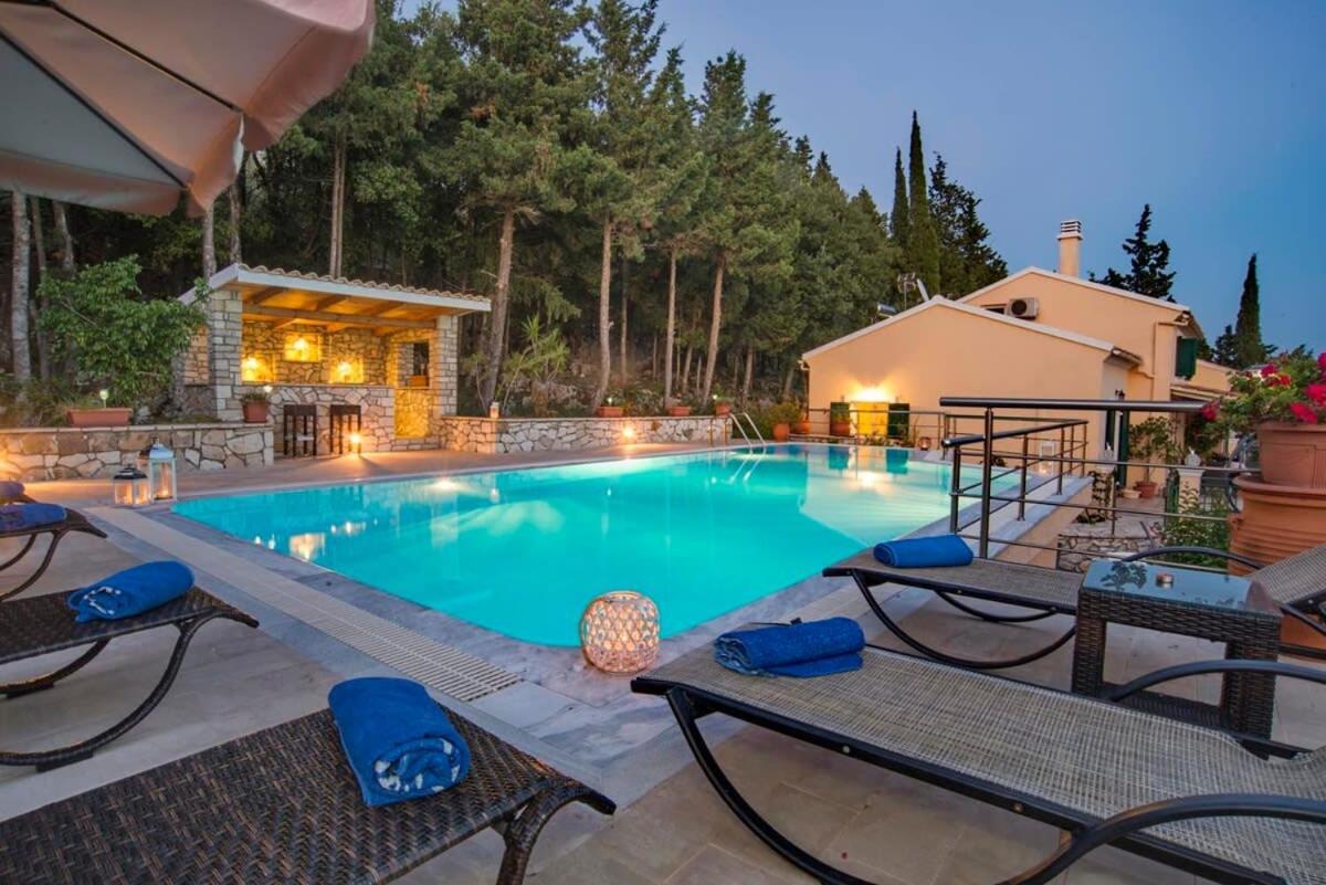 Paxoi Serene Oasis - Mylos Mediterranean Charm Arvanitakeika Εξωτερικό φωτογραφία